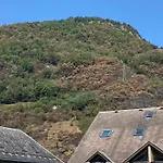 Maison Germes - & Standing - Traversants - Lits 180 King Size - Linge De Lit Et De Toilette Inclus - Parking A Proximite * Bagnères-de-Luchon