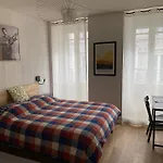 Maison Germes - & Standing - Traversants - Lits 180 King Size - Linge De Lit Et De Toilette Inclus - Parking A Proximite *