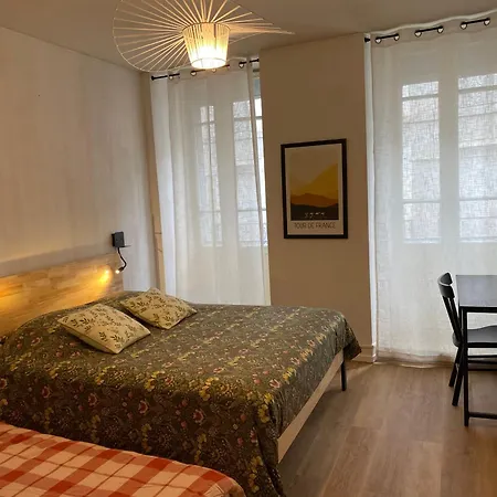 Apartament Maison Germes - & Standing - Traversants - Lits 180 King Size - Linge De Lit Et De Toilette Inclus - Parking A Proximite