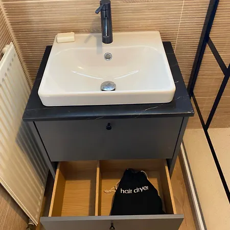 Maison Germes - & Standing - Traversants - Lits 180 King Size - Linge De Lit Et De Toilette Inclus - Parking A Proximite Apartament *