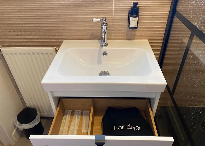 Maison Germès - Central&standing - Traversants - Lits 180 King Size - Linge De Lit Et De Toilette Inclus - Parking à Proximité Appartamento *