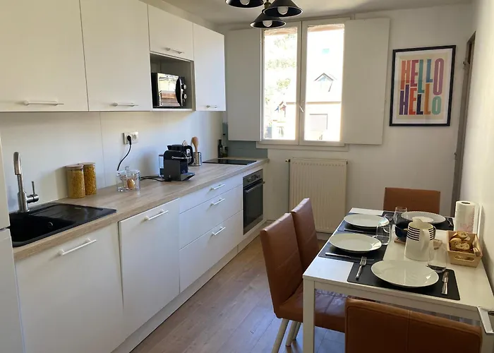 Appartamento Maison Germès - Central&standing - Traversants - Lits 180 King Size - Linge De Lit Et De Toilette Inclus - Parking à Proximité Bagnères-de-Luchon