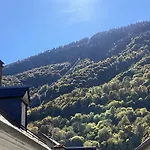 Maison Germes - & Standing - Traversants - Lits 180 King Size - Linge De Lit Et De Toilette Inclus - Parking A Proximite * Bagneres-de-Luchon