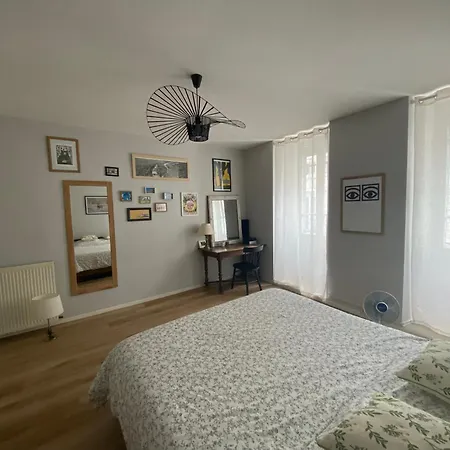 & Standing Germes, Traversant Avec Parking - Lits 180 King Size Et 160 Queen Size - Linge De Lit Et De Toilette Inclus