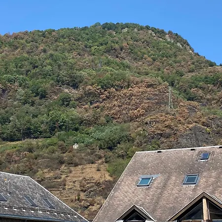 Maison Germes - & Standing - Traversants - Lits 180 King Size - Linge De Lit Et De Toilette Inclus - Parking A Proximite * Bagnères-de-Luchon