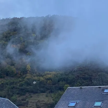 Maison Germes - & Standing - Traversants - Lits 180 King Size - Linge De Lit Et De Toilette Inclus - Parking A Proximite