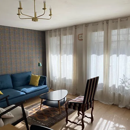 Maison Germes - & Standing - Traversants - Lits 180 King Size - Linge De Lit Et De Toilette Inclus - Parking Prive - Espace Teletravail Bagnères-de-Luchon