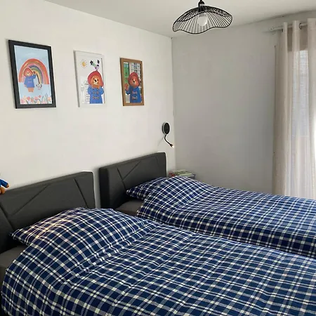 Maison Germes - & Standing - Traversants - Lits 180 King Size - Linge De Lit Et De Toilette Inclus - Parking Prive - Espace Teletravail Апартаменты