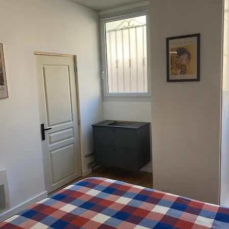 アパート Maison Germes - Central & Standing - Appartements Traversants - Lits 180 King Size - Linge De Lit Et De Toilette Inclus - Parking Prive - Espace Teletravail Bagnères-de-Luchon