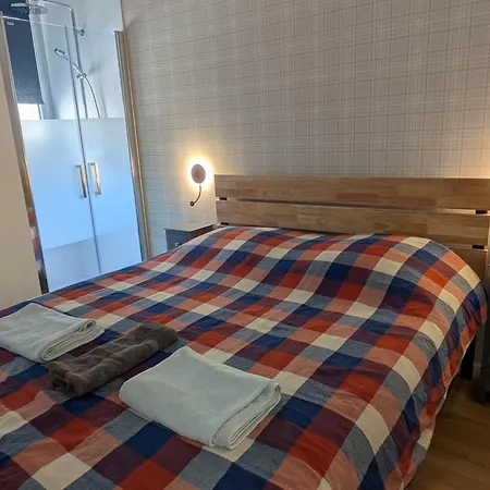 Maison Germes - & Standing - Traversants - Lits 180 King Size - Linge De Lit Et De Toilette Inclus - Parking Prive - Espace Teletravail Bagneres-de-Luchon