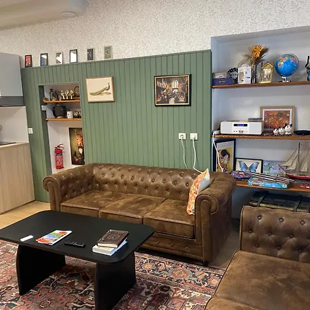 Maison Germes - & Standing - Traversants - Lits 180 King Size - Linge De Lit Et De Toilette Inclus - Parking Prive - Espace Teletravail Bagneres-de-Luchon