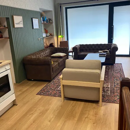 Maison Germes - & Standing - Traversants - Lits 180 King Size - Linge De Lit Et De Toilette Inclus - Parking Prive - Espace Teletravail * Bagneres-de-Luchon
